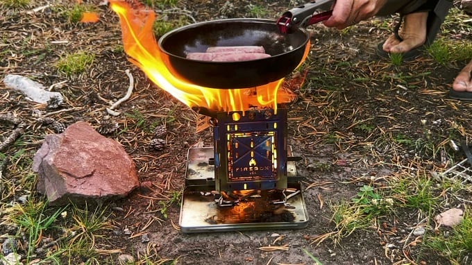 ギミック感満載！6パターンに変形するキャンプストーブ『Firebox